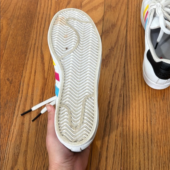 Adidas Superstar "J" Colorful Stripes Cloud White Sneaker Men's size 5 Women 6.5 - Picture 12 of 16